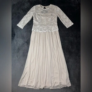 R&M Richards Size 12 Beige Lace High Neck Long Sleeve Modest Evening Gown Dress